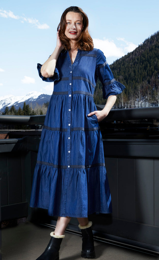 Ameri　ADORABLE BACK RIBBON DENIM DRESS Ameri（アメリ）の「ADORABLE BACK RIBBON DENIM DRESS